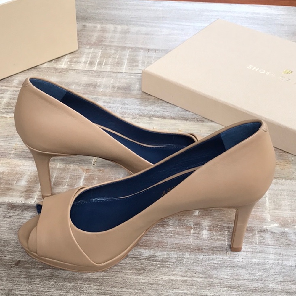 Brand new peep-toe heels size 6